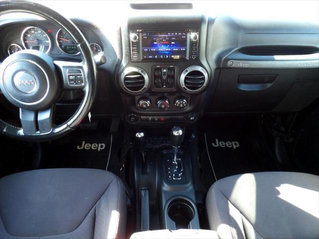 used 2013 Jeep Wrangler Unlimited car, priced at $14,995