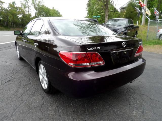 used 2005 Lexus ES 330 car, priced at $7,995