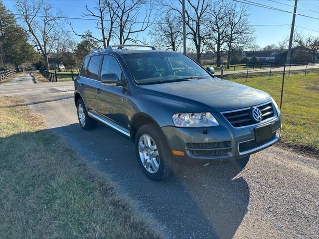 used 2006 Volkswagen Touareg car, priced at $4,999