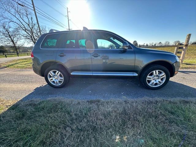 used 2006 Volkswagen Touareg car, priced at $4,999