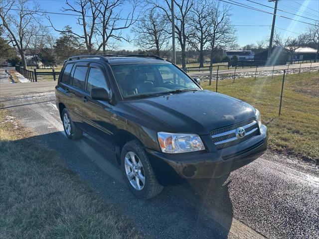 used 2006 Toyota Highlander Hybrid car, priced at $4,999