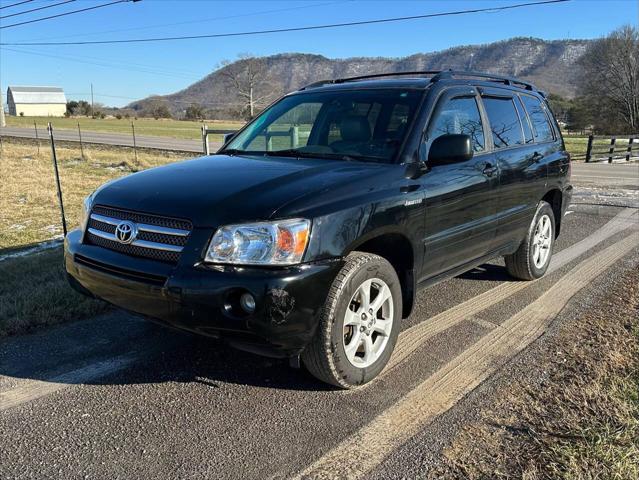 used 2006 Toyota Highlander Hybrid car, priced at $4,999