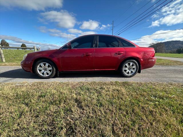 used 2007 Ford Five Hundred car, priced at $3,999