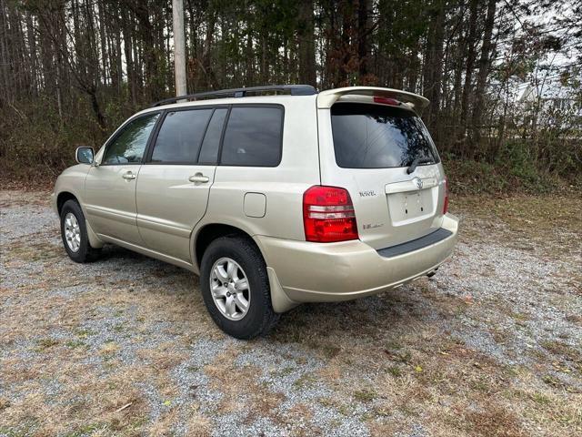 used 2001 Toyota Highlander car, priced at $5,999