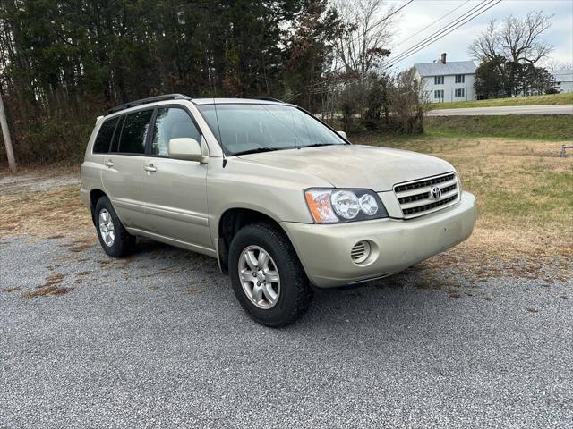 used 2001 Toyota Highlander car, priced at $5,999