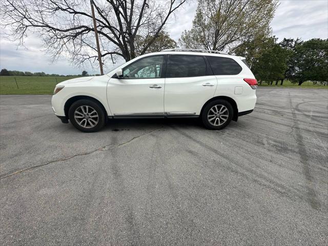 used 2015 Nissan Pathfinder car, priced at $7,999