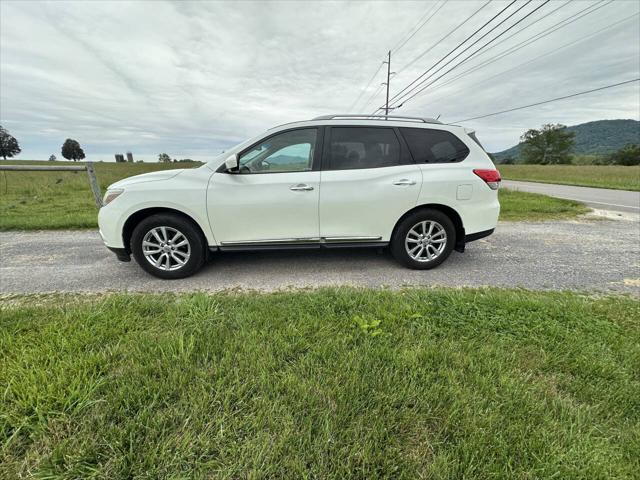 used 2015 Nissan Pathfinder car, priced at $6,999