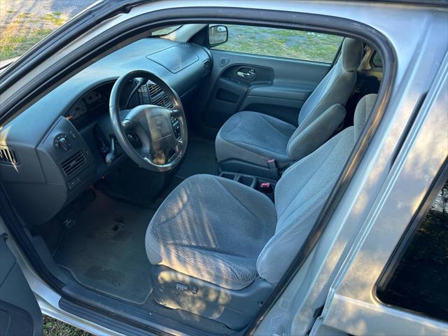 used 2000 Nissan Quest car, priced at $2,999