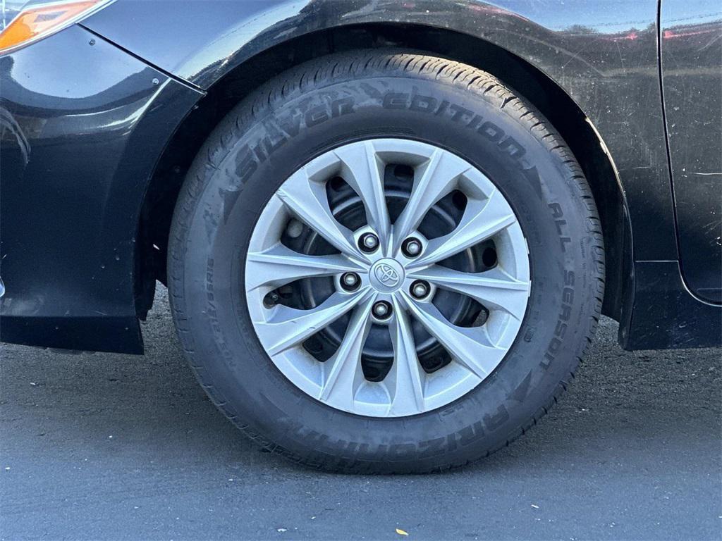 used 2017 Toyota Camry Hybrid car, priced at $8,999