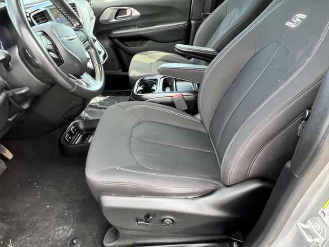 used 2019 Chrysler Pacifica car, priced at $14,787