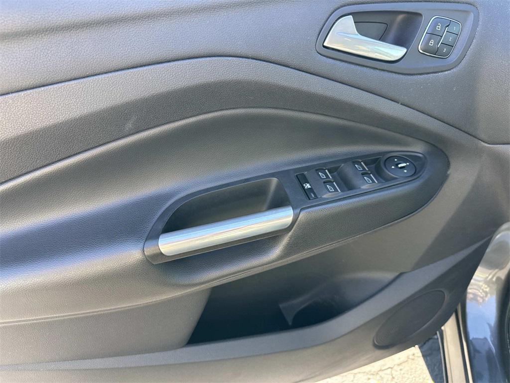 used 2014 Ford Escape car, priced at $8,899