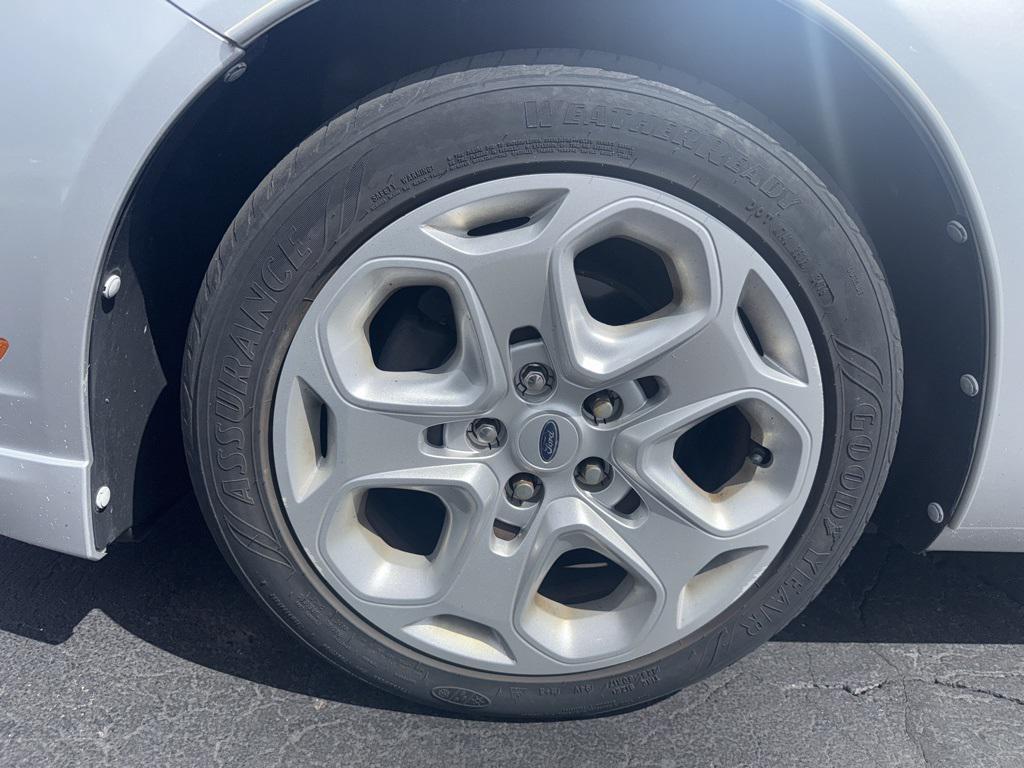 used 2011 Ford Fusion car, priced at $6,000