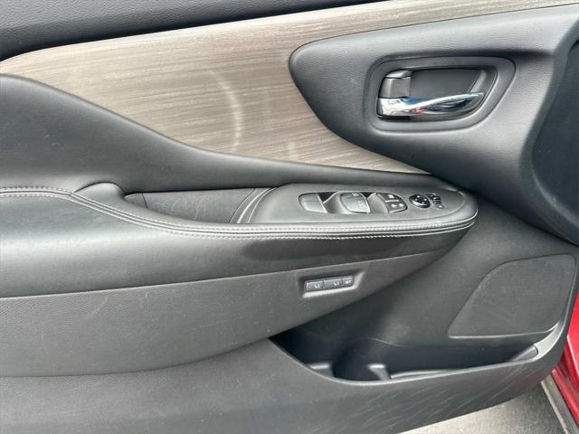 used 2015 Nissan Murano car, priced at $15,300