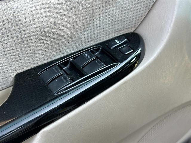 used 2004 Toyota Sienna car, priced at $3,999