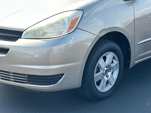 used 2004 Toyota Sienna car, priced at $3,999