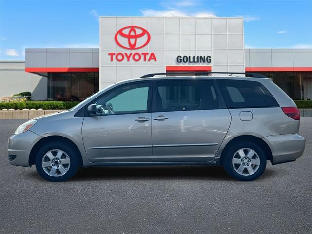 used 2004 Toyota Sienna car, priced at $3,999
