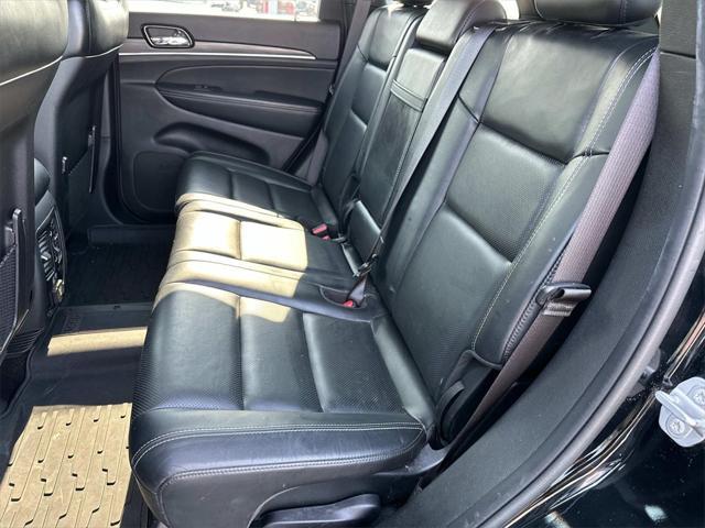 used 2021 Jeep Grand Cherokee car, priced at $19,333
