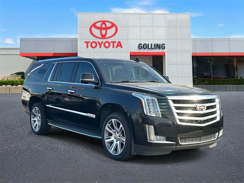 used 2019 Cadillac Escalade ESV car, priced at $25,999
