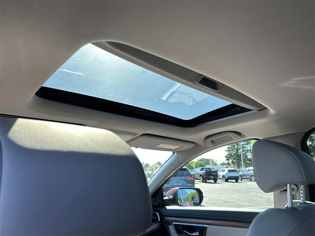used 2022 Honda CR-V car, priced at $29,111