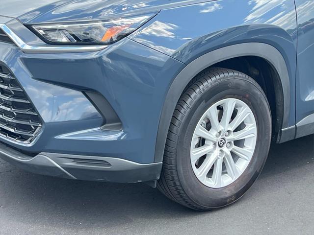 used 2025 Toyota Grand Highlander car, priced at $46,999