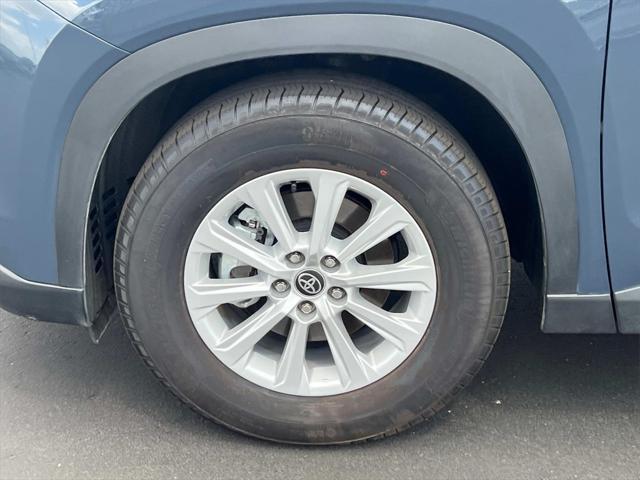 used 2025 Toyota Grand Highlander car, priced at $46,999