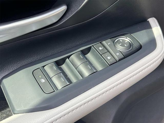 used 2025 Toyota Grand Highlander car, priced at $46,999