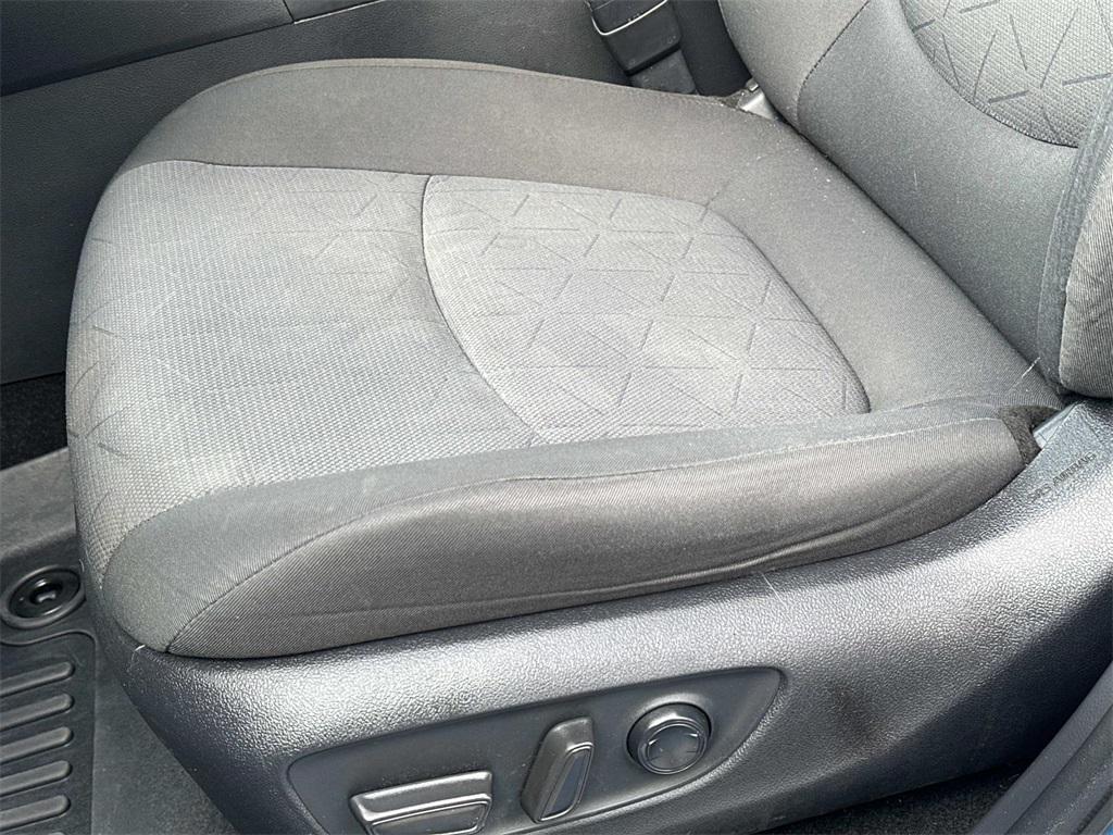 used 2021 Toyota RAV4 car, priced at $22,550