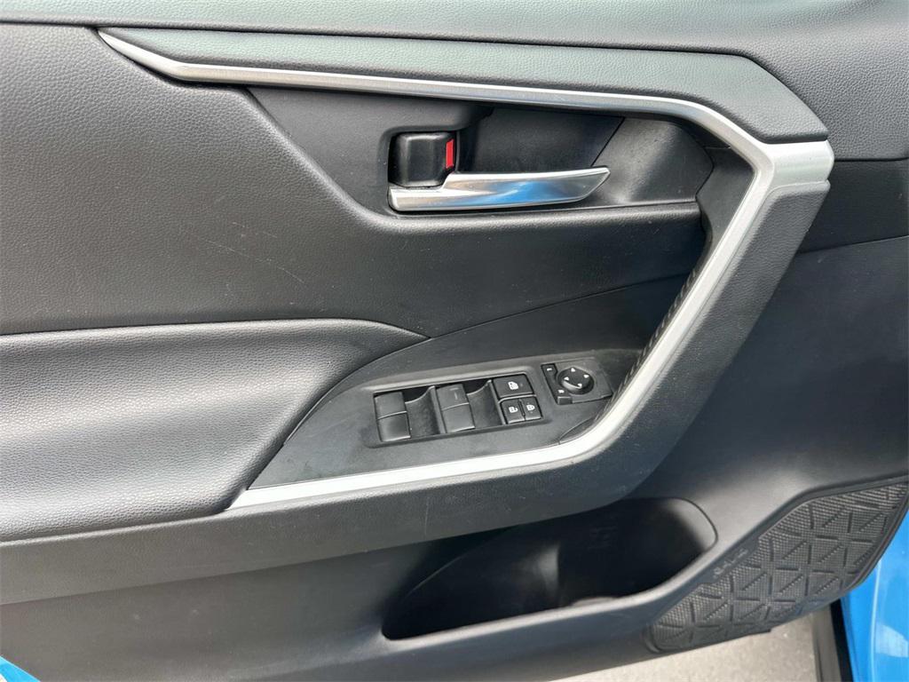 used 2021 Toyota RAV4 car, priced at $22,550