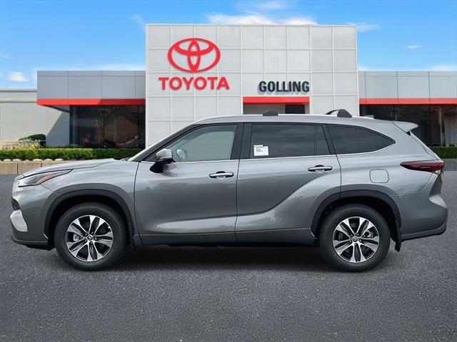 new 2025 Toyota Highlander car, priced at $49,232