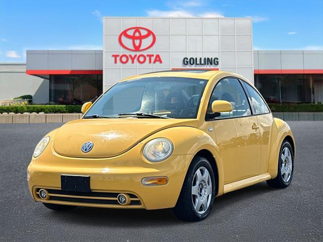 used 2000 Volkswagen New Beetle car, priced at $7,500