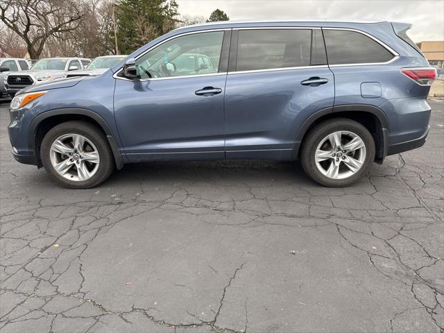 used 2016 Toyota Highlander car, priced at $22,999