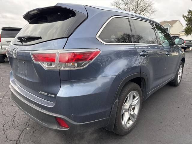 used 2016 Toyota Highlander car, priced at $22,999