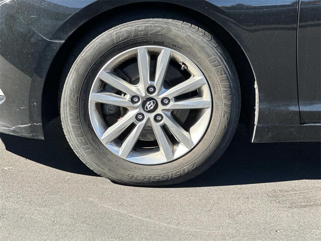 used 2015 Hyundai Sonata car, priced at $3,995