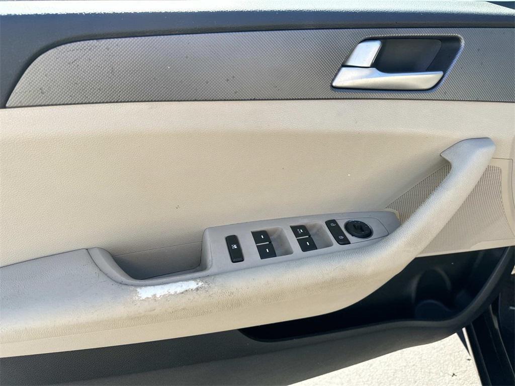 used 2015 Hyundai Sonata car, priced at $3,995
