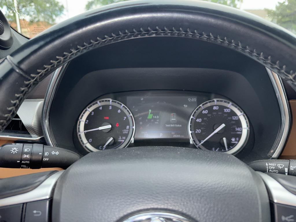 used 2022 Toyota Highlander car, priced at $43,000