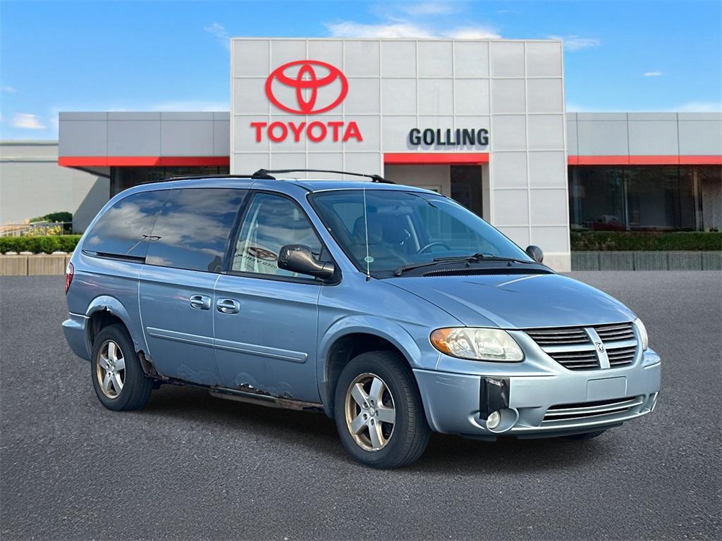 used 2005 Dodge Grand Caravan car, priced at $2,994