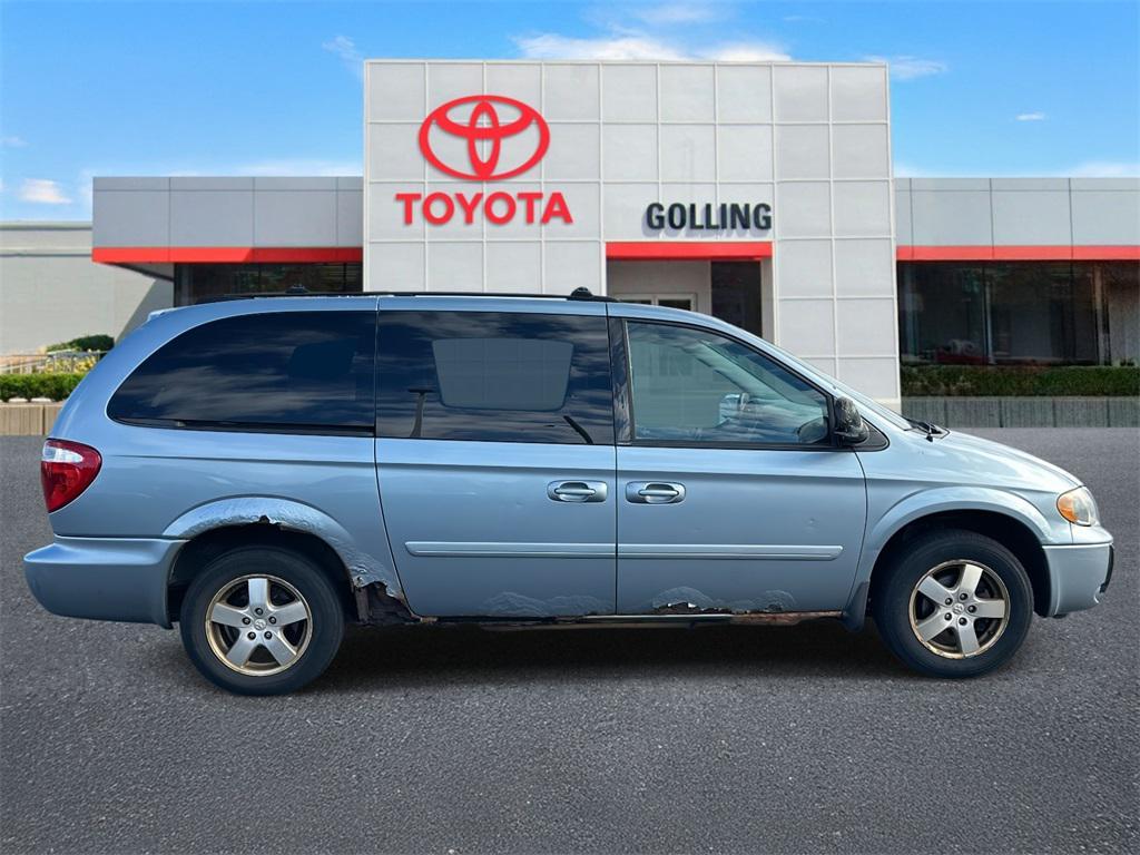 used 2005 Dodge Grand Caravan car, priced at $2,994