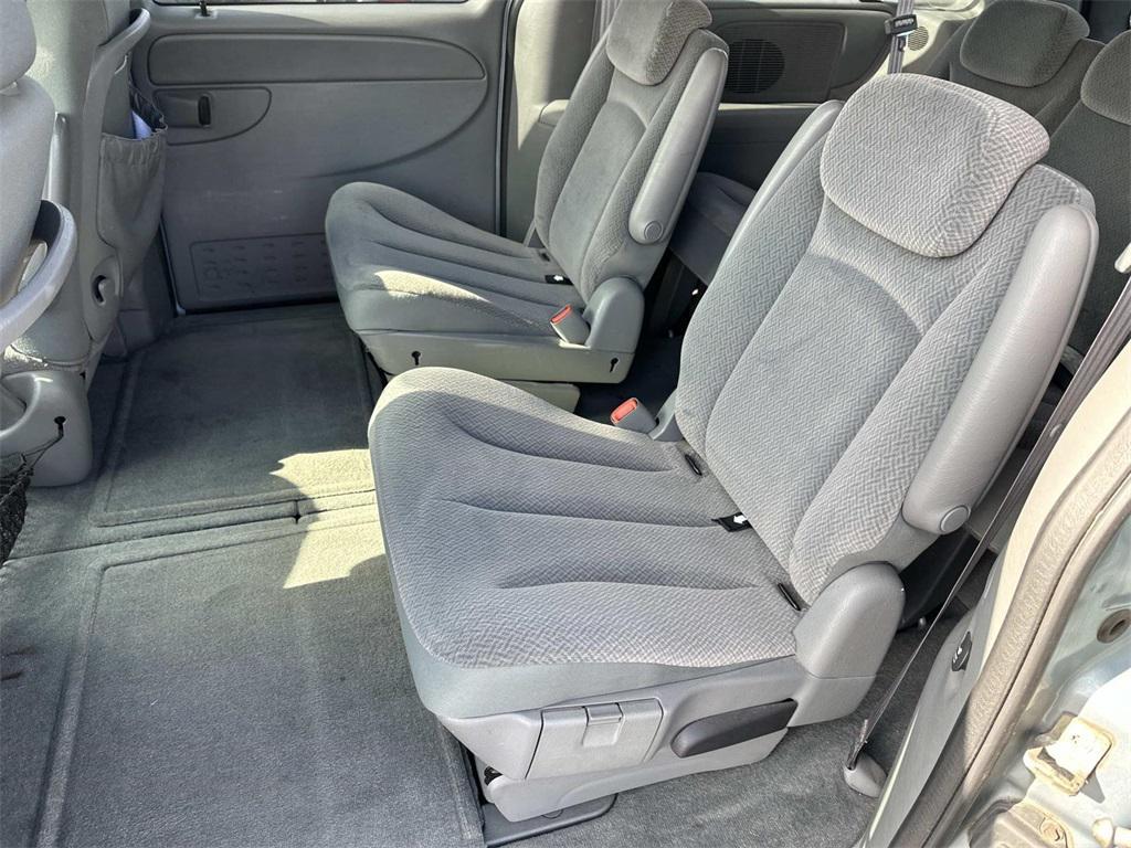 used 2005 Dodge Grand Caravan car, priced at $2,994