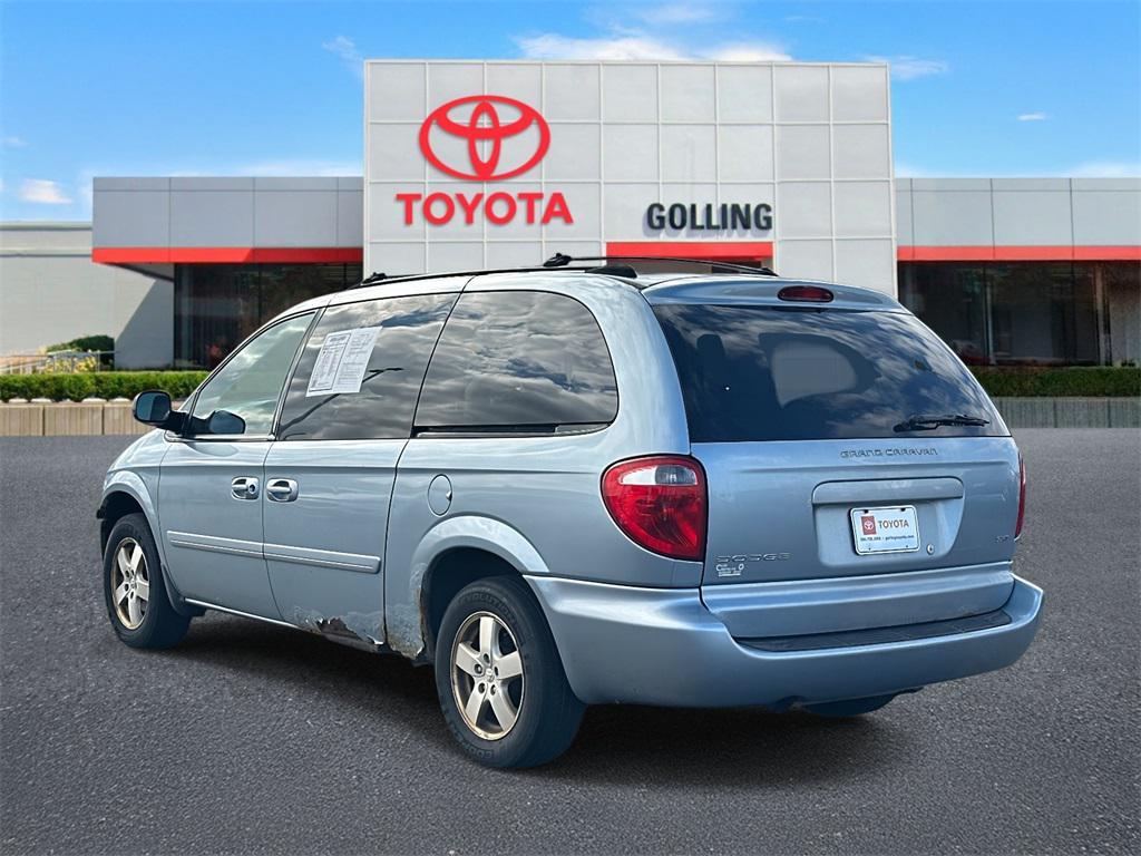 used 2005 Dodge Grand Caravan car, priced at $2,994