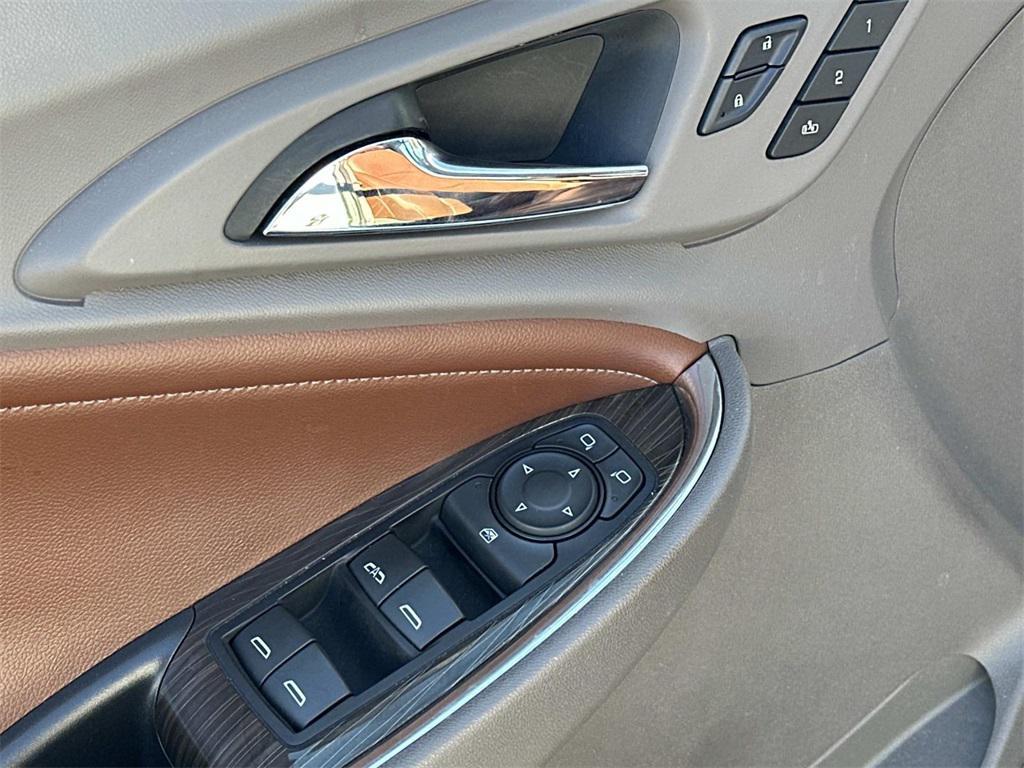 used 2016 Chevrolet Malibu car, priced at $6,900