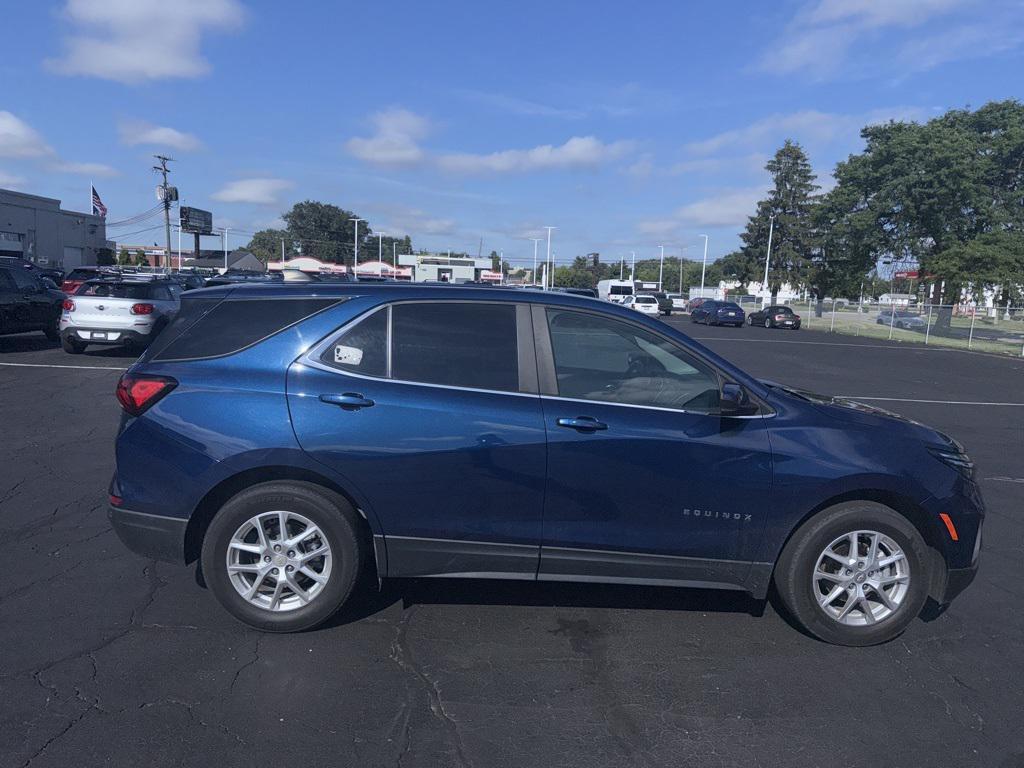 used 2022 Chevrolet Equinox car, priced at $19,000