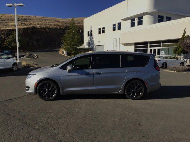 used 2019 Chrysler Pacifica car, priced at $19,446