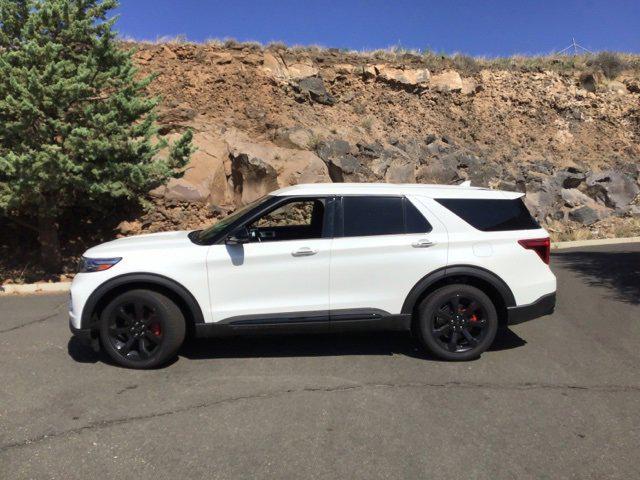 used 2022 Ford Explorer car, priced at $40,000