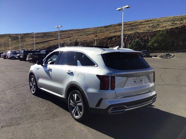 used 2023 Kia Sorento Plug-In Hybrid car, priced at $41,033