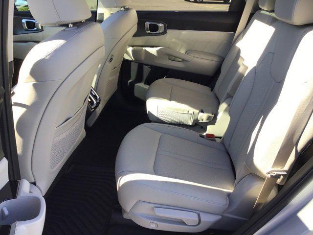 used 2023 Kia Sorento Plug-In Hybrid car, priced at $41,033