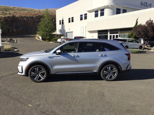 used 2023 Kia Sorento Plug-In Hybrid car, priced at $41,033