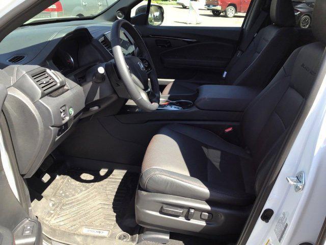 used 2025 Honda Passport car, priced at $46,033