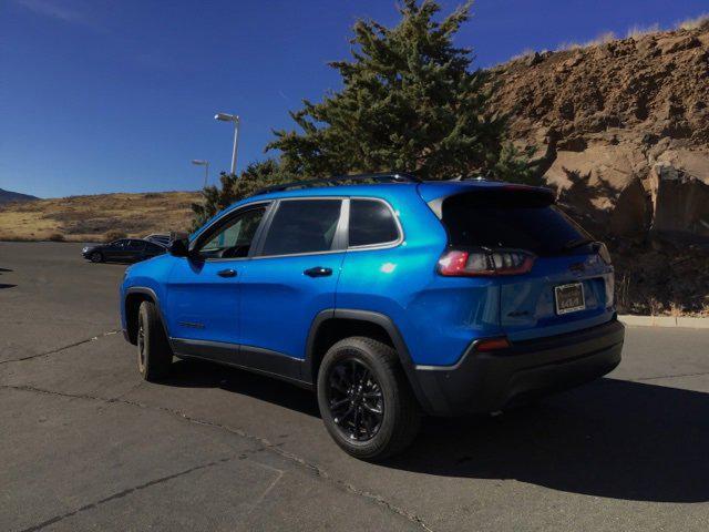 used 2023 Jeep Cherokee car, priced at $25,487