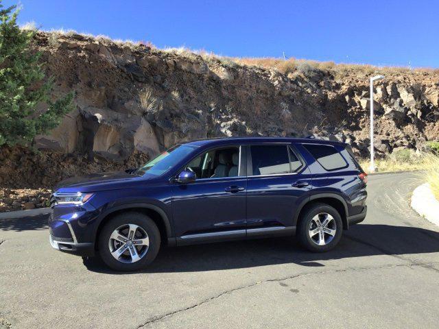 used 2023 Honda Pilot car, priced at $38,000