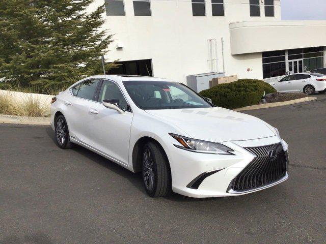 used 2019 Lexus ES 300h car, priced at $32,771